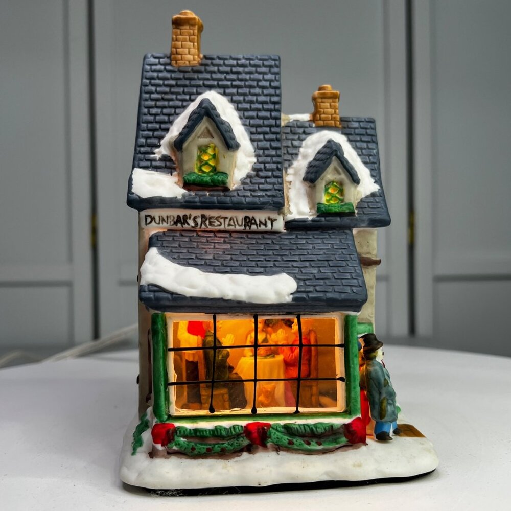 Chadwick-Miller Dunbars Restaurant Christmas Village Lighted Building 1997 - Picture 6 of 14